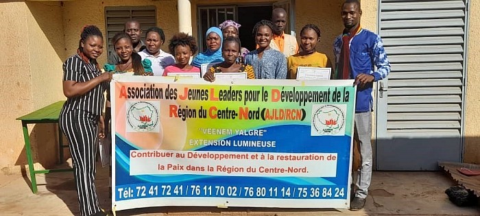 Photo de famille à la fin des trois jour formation en technique d’animation et de communications. L’activité s’est déroulée du 18 au 20 janvier 2023 au siège de l’AJLD-RCN